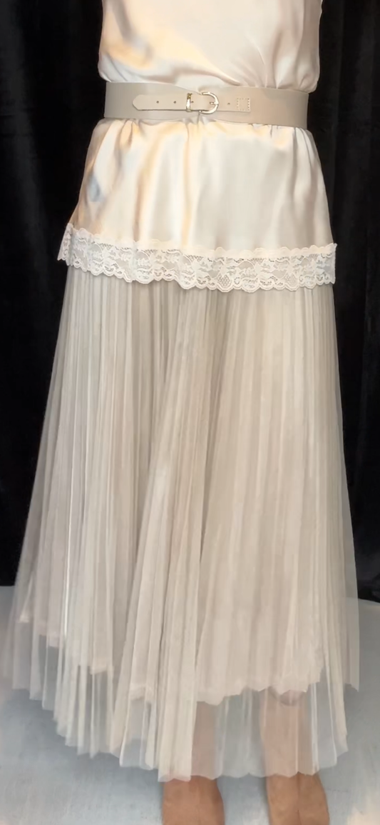 Creme golden plisse skirt