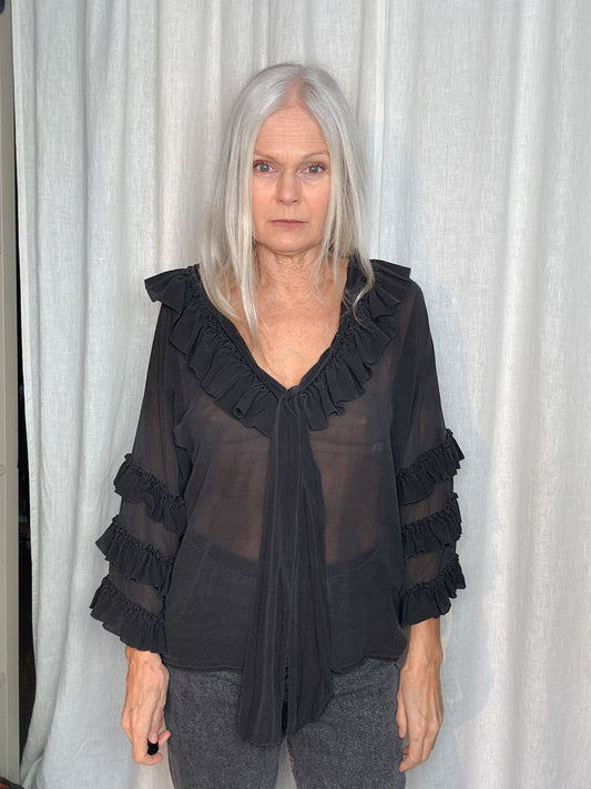 Chiffon blouse with frills