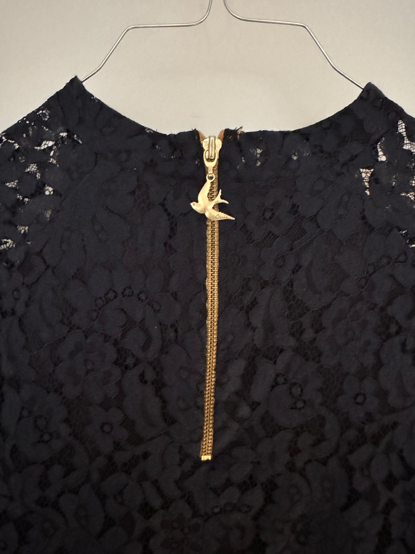 Sleeveless navy blue Coctail dress